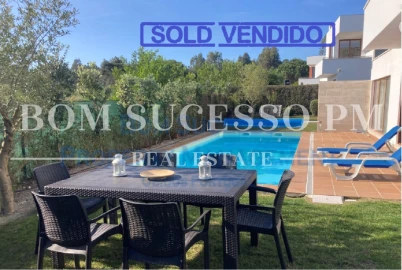 Moradia T3 para Venda em Vau