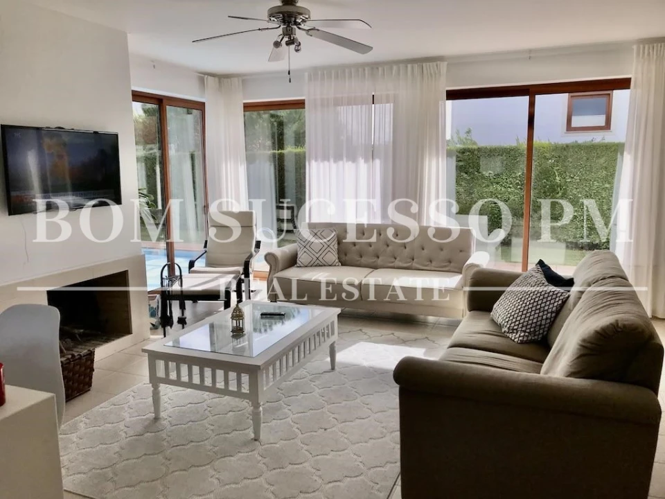 Moradia T3 para Venda em Vau Foto 9