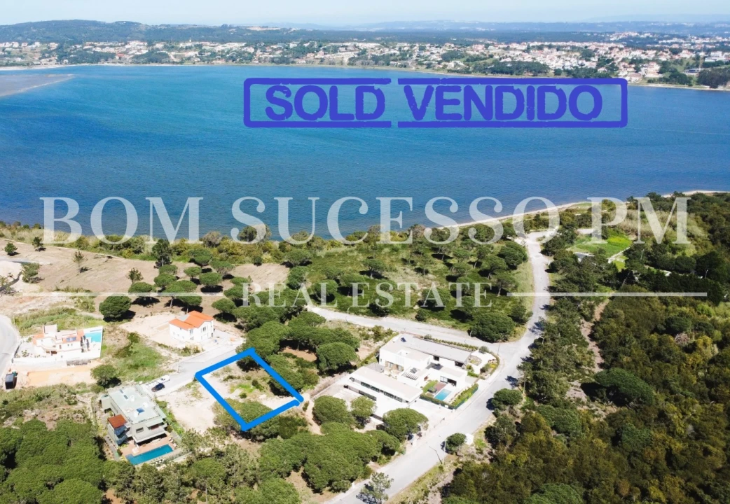 Terreno P/ Prédio para Venda em Vau Foto 1