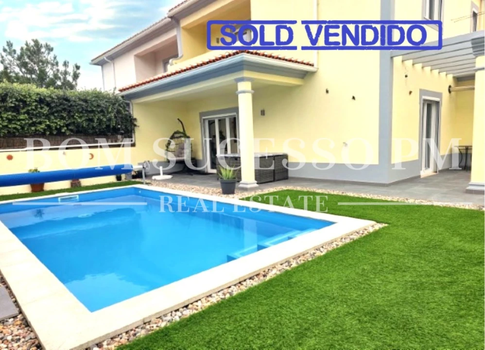 Moradia T3 para Venda em Vau Foto 1