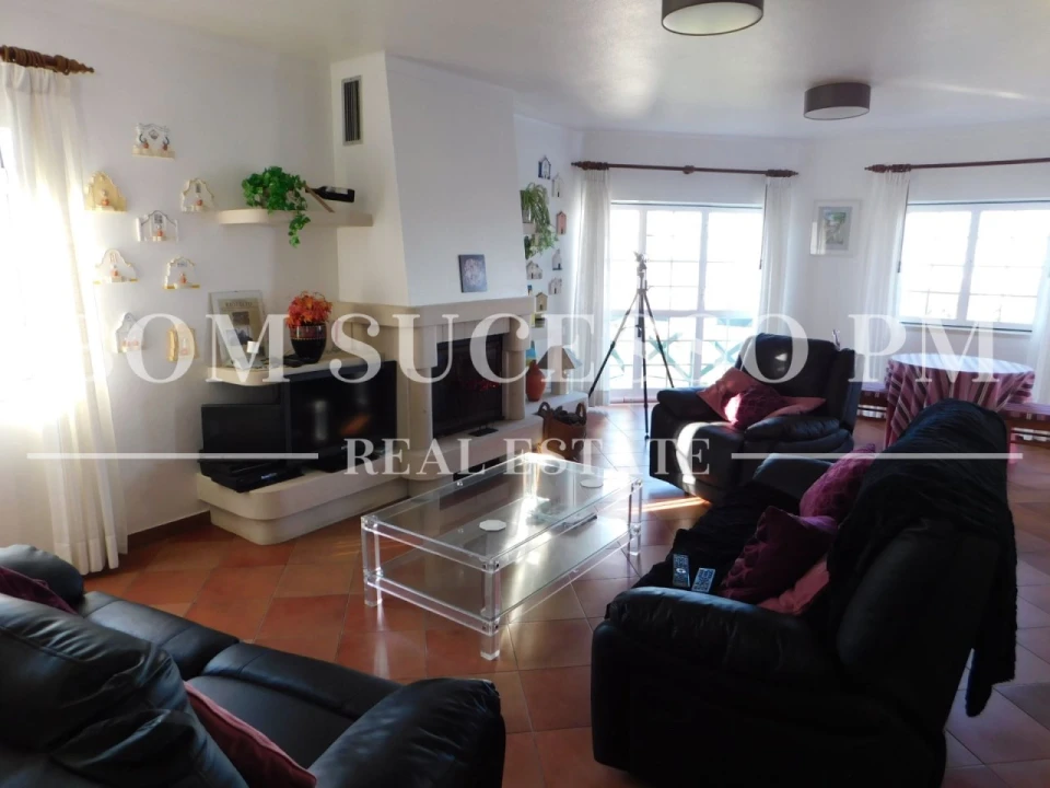Moradia T4 para Venda em Vau Foto 14