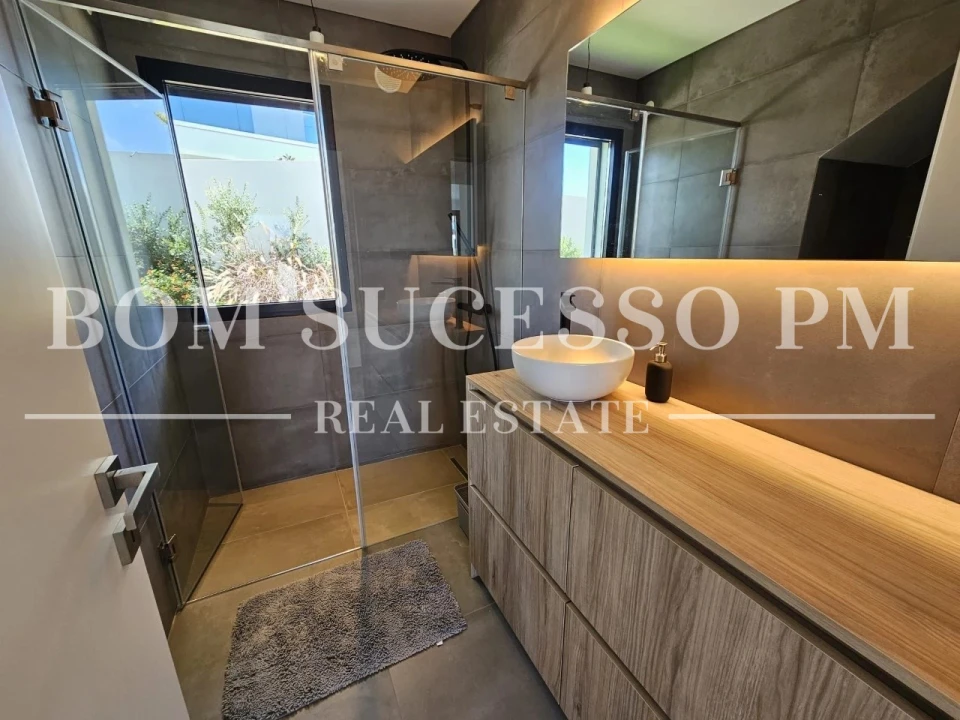 Moradia T4 para Venda em Amoreira Foto 14