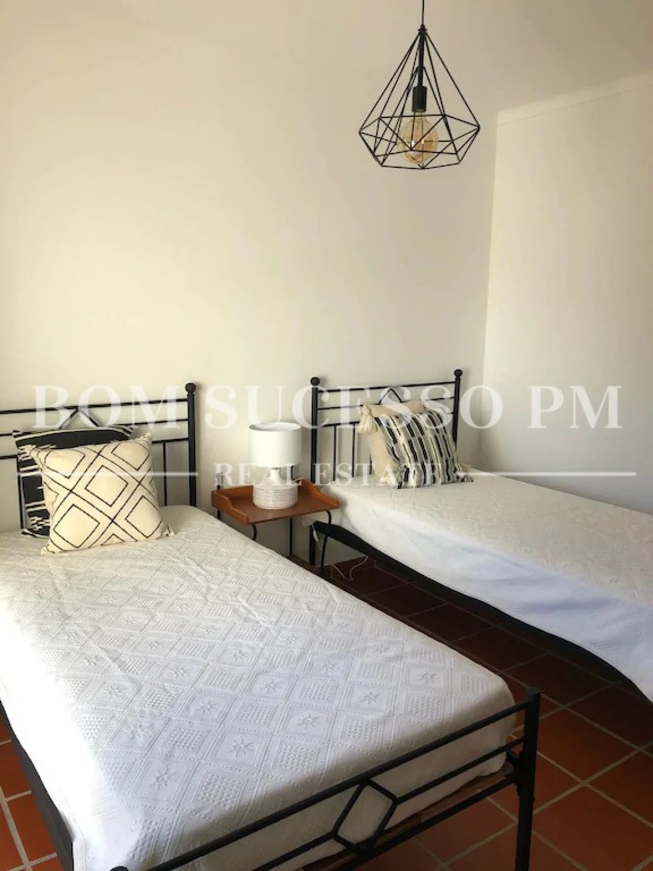 Apartamento T4 para Venda em Amoreira Foto 15