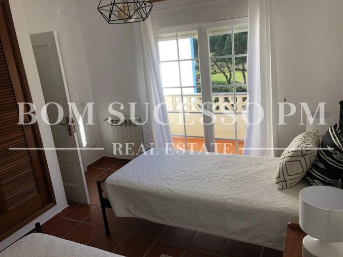 Apartamento T4 para Venda em Amoreira Foto 17