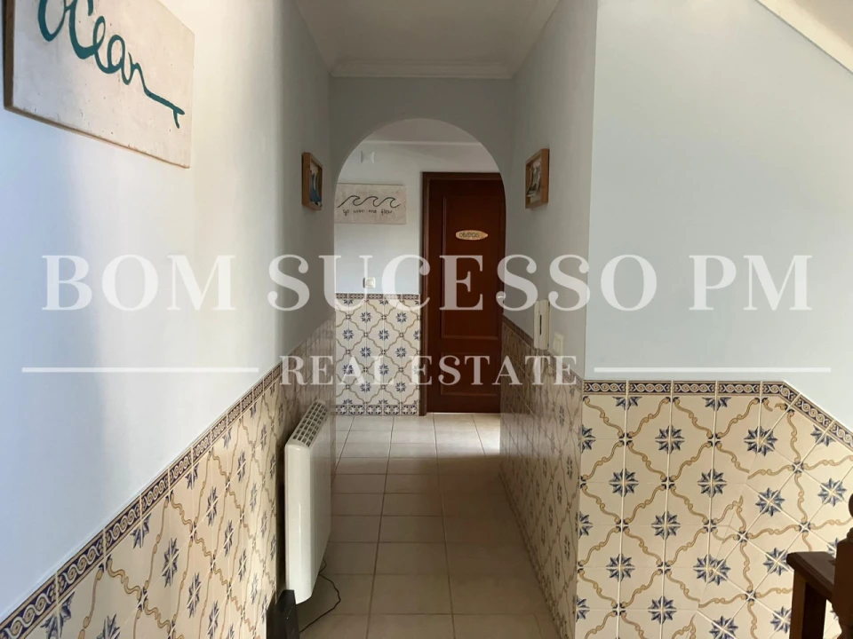 Moradia T6 para Venda em Vau Foto 8