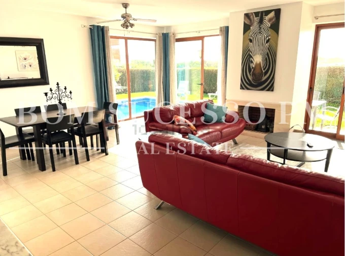Moradia T3 para Venda em Vau Foto 3