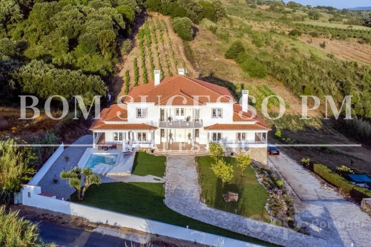 Moradia T9 para Venda em Roliça Foto 1