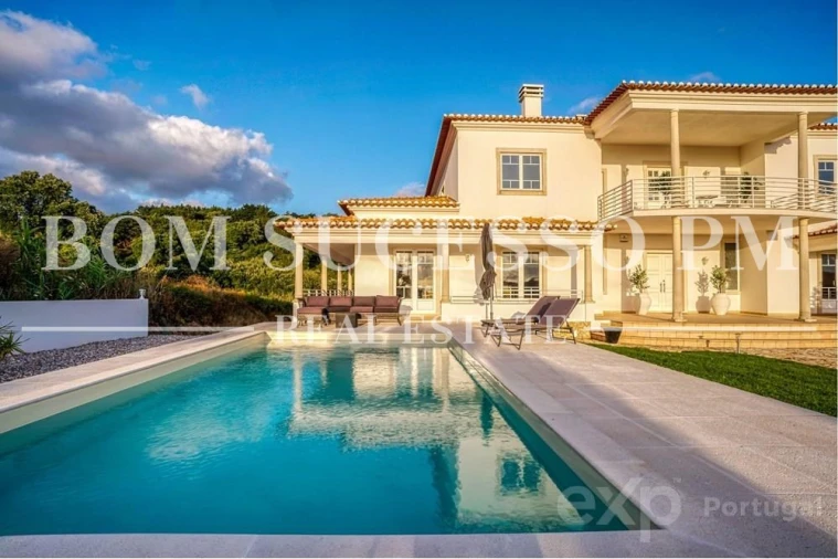 Moradia T9 para Venda em Roliça Foto 8