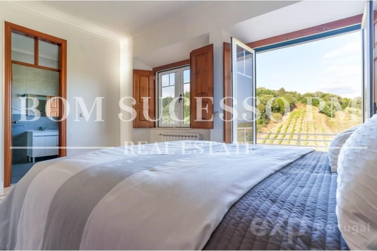 Moradia T9 para Venda em Roliça Foto 15