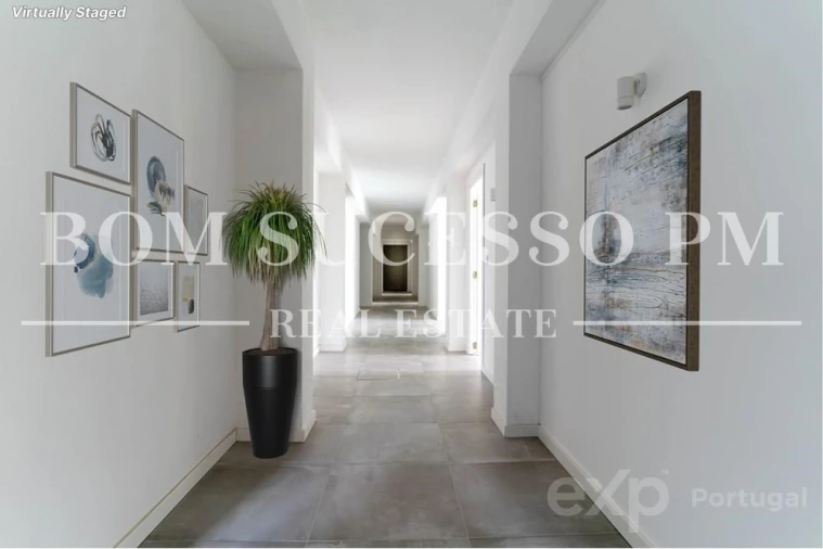 Moradia T9 para Venda em Roliça Foto 6