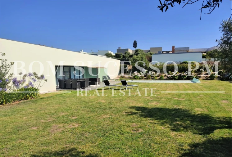 Moradia T3 para Venda em Vau Foto 41