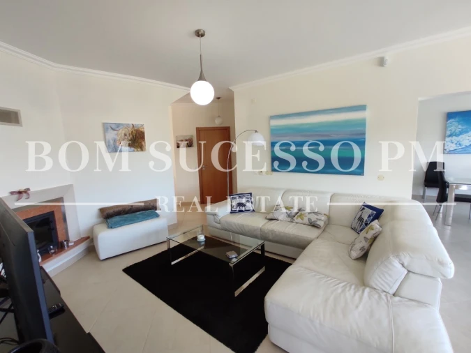 Moradia T4 para Venda em Vau Foto 21