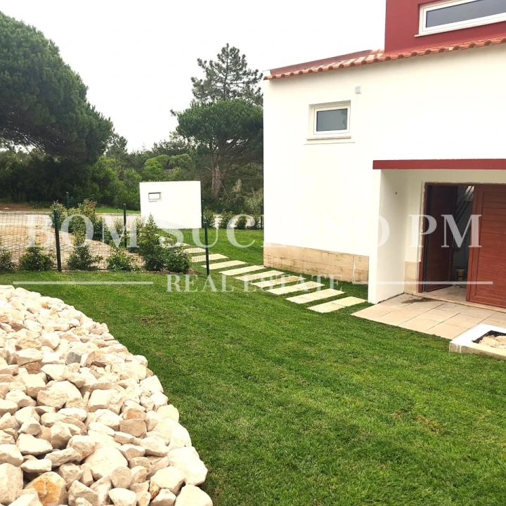 Moradia T3 para Venda em Vau Foto 6