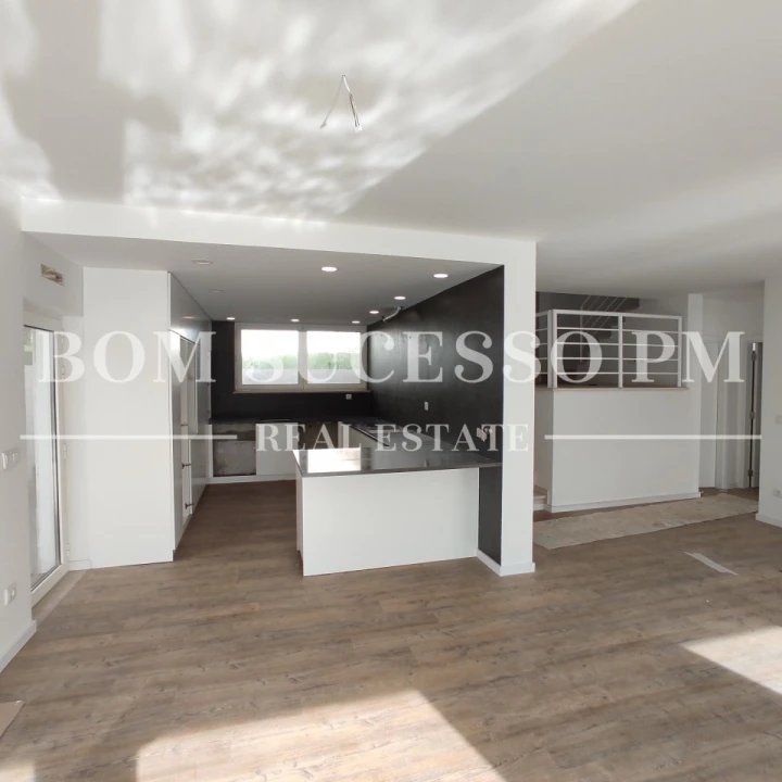 Moradia T3 para Venda em Vau Foto 10