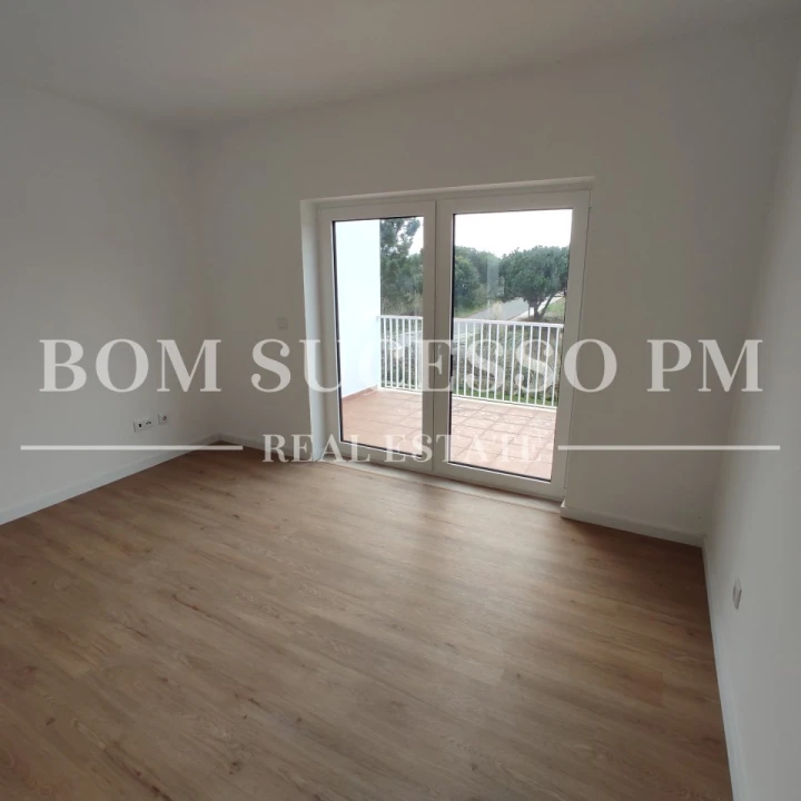 Moradia T3 para Venda em Vau Foto 48
