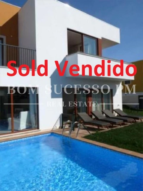 Moradia T3 para Venda em Vau