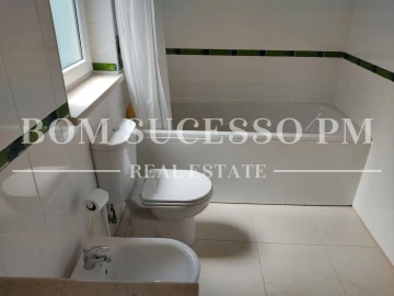 Moradia T5 para Venda em Vau