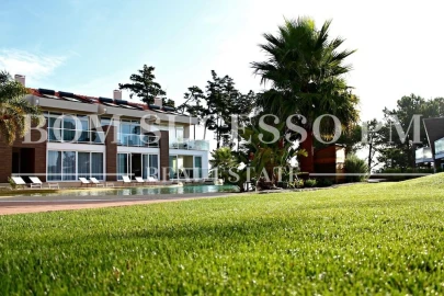 Moradia T20 para Venda em Vau