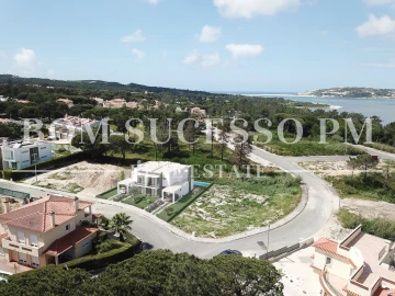 Moradia T4 para Venda em Vau