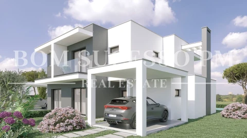 Moradia T4 para Venda em Vau