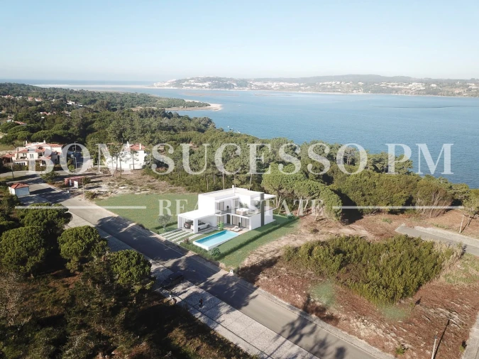 Moradia T4 para Venda em Vau Foto 5