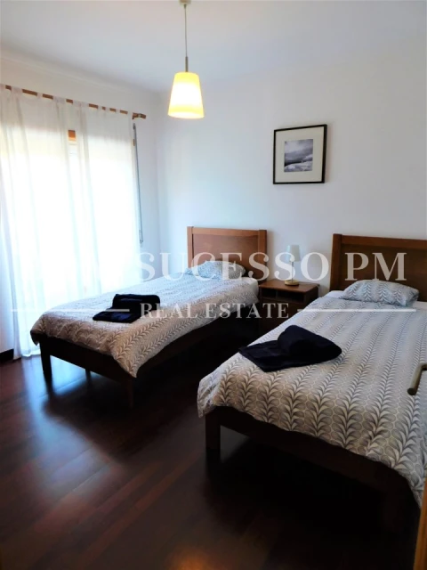 Moradia T4 para Venda em Vau