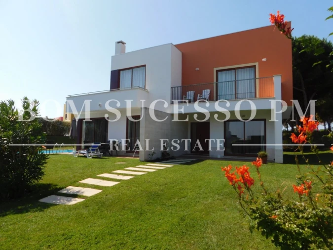 Moradia T3 para Venda em Vau Foto 4