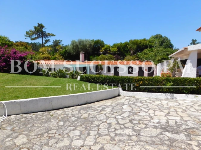 Moradia T5 para Venda em Vau Foto 3