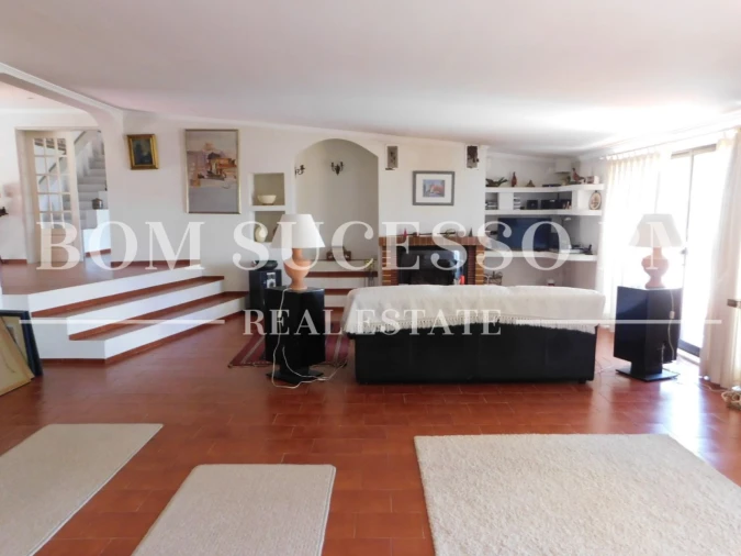 Moradia T5 para Venda em Vau Foto 12