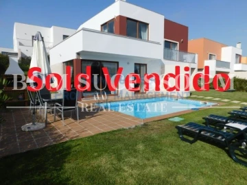 Moradia T3 para Venda em Vau