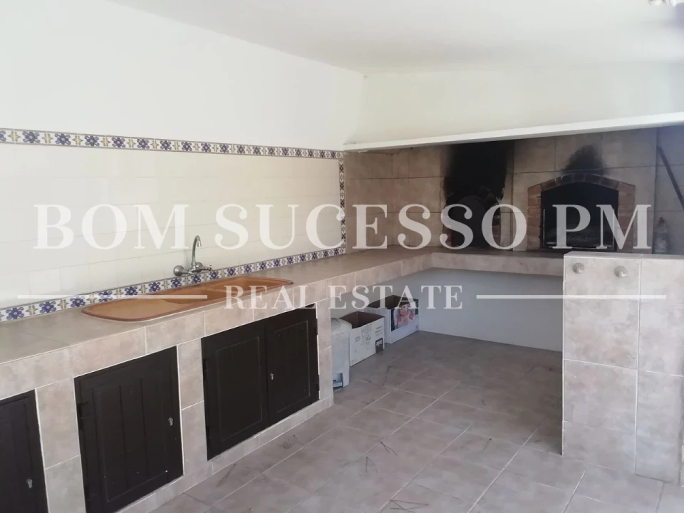 Moradia T4 para Venda em Vau Foto 13