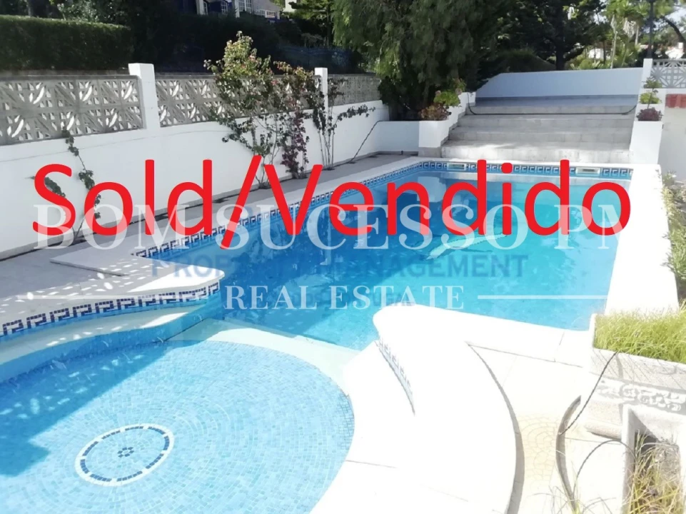 Moradia T4 para Venda em Vau Foto 1