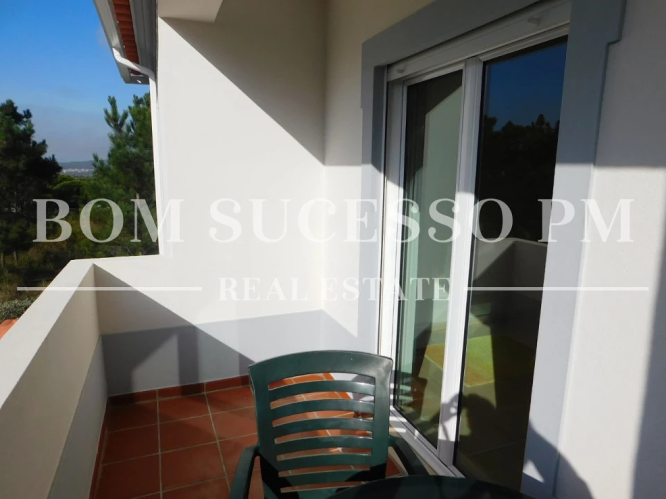 Moradia T4 para Venda em Vau Foto 47