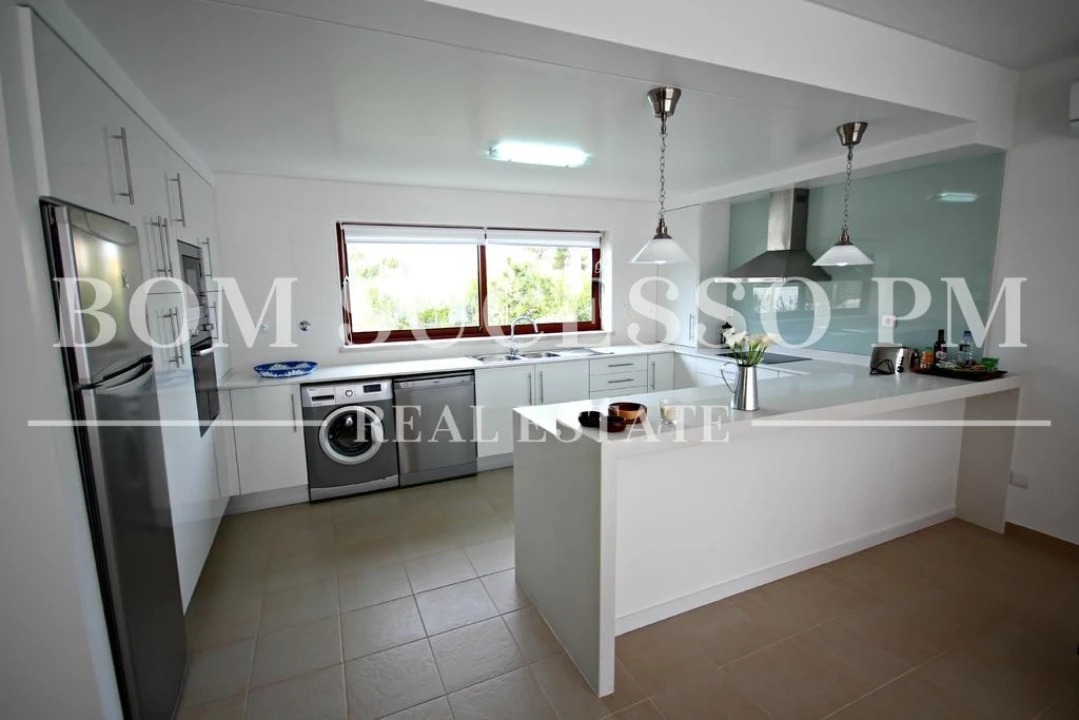 Moradia T3 para Venda em Vau Foto 5