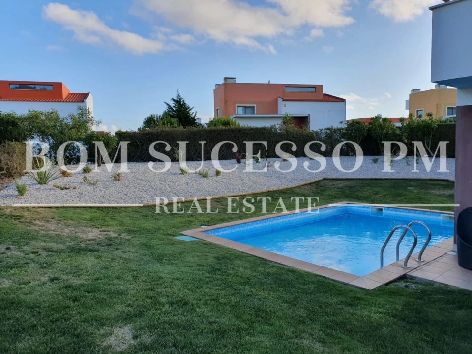 Moradia T3 para Venda em Vau Foto 5