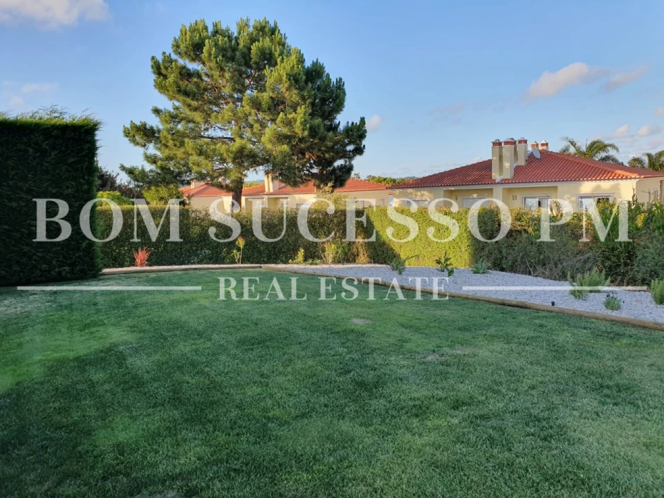 Moradia T3 para Venda em Vau Foto 10