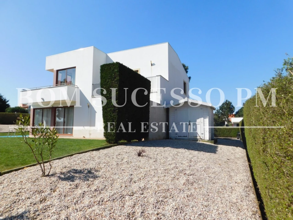 Moradia T3 para Venda em Vau Foto 4