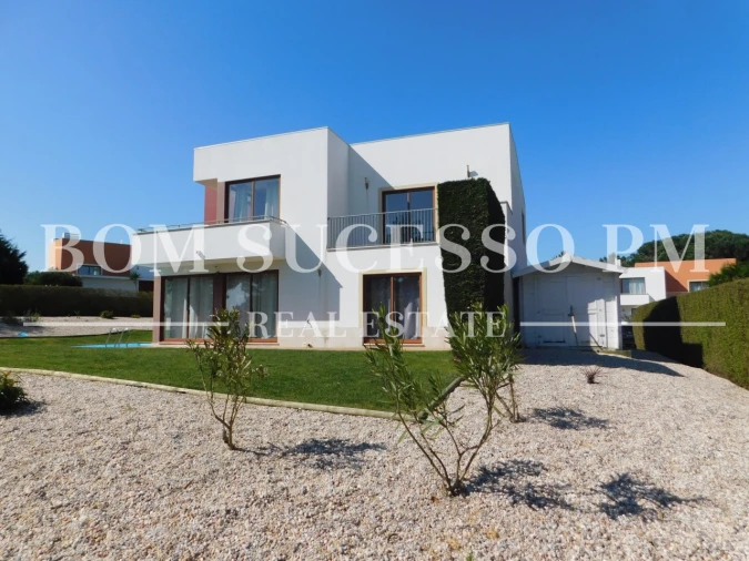 Moradia T3 para Venda em Vau Foto 3