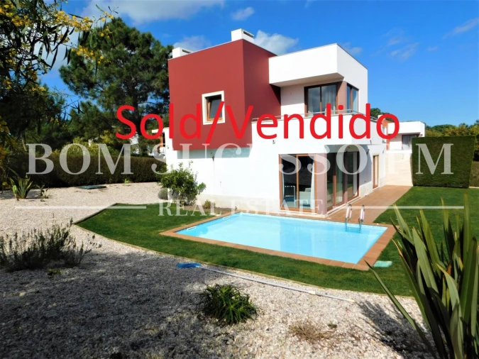 Moradia T3 para Venda em Vau Foto 1