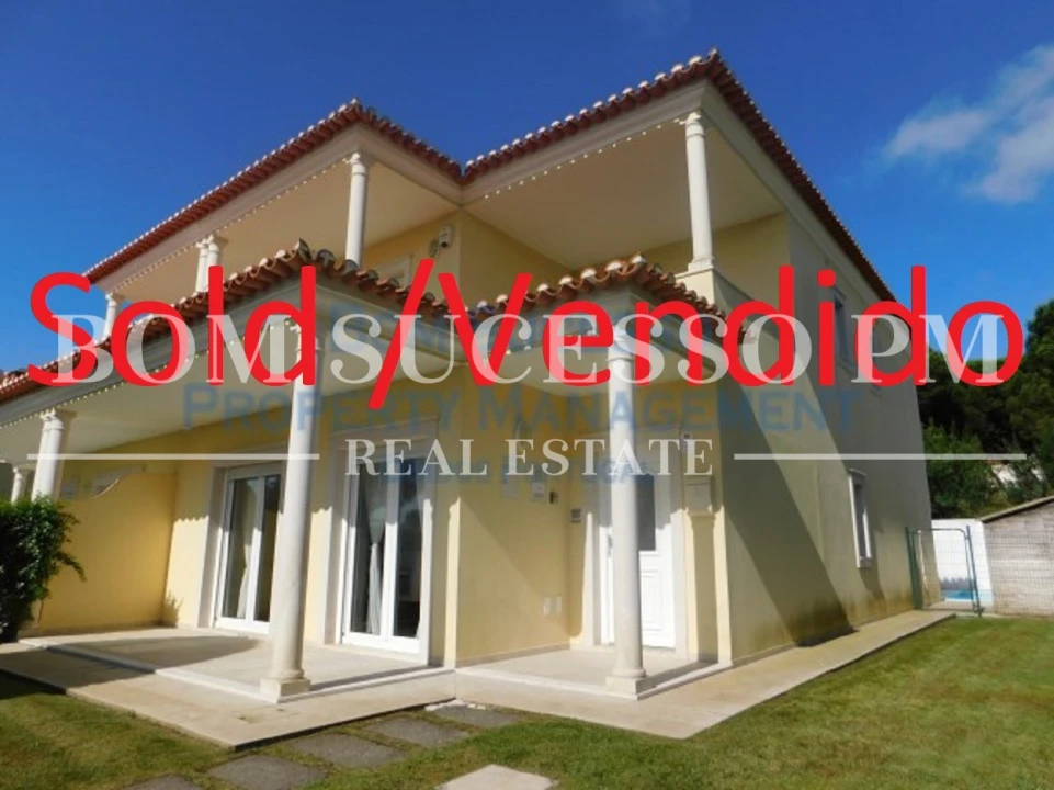 Moradia T4 para Venda em Vau Foto 1