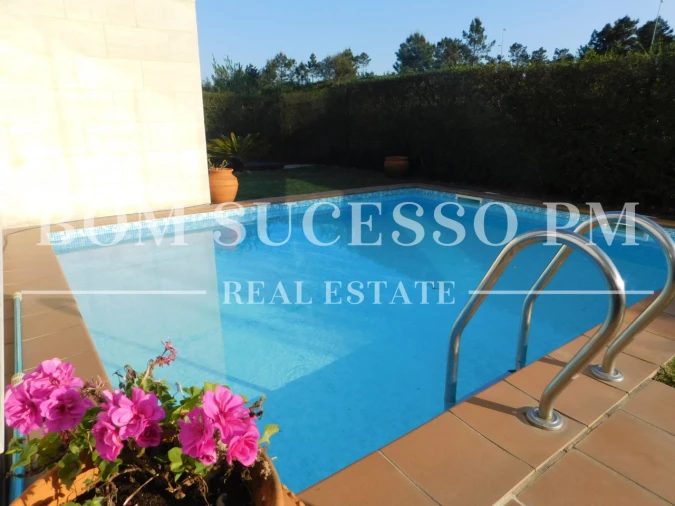 Moradia T3 para Venda em Vau Foto 2