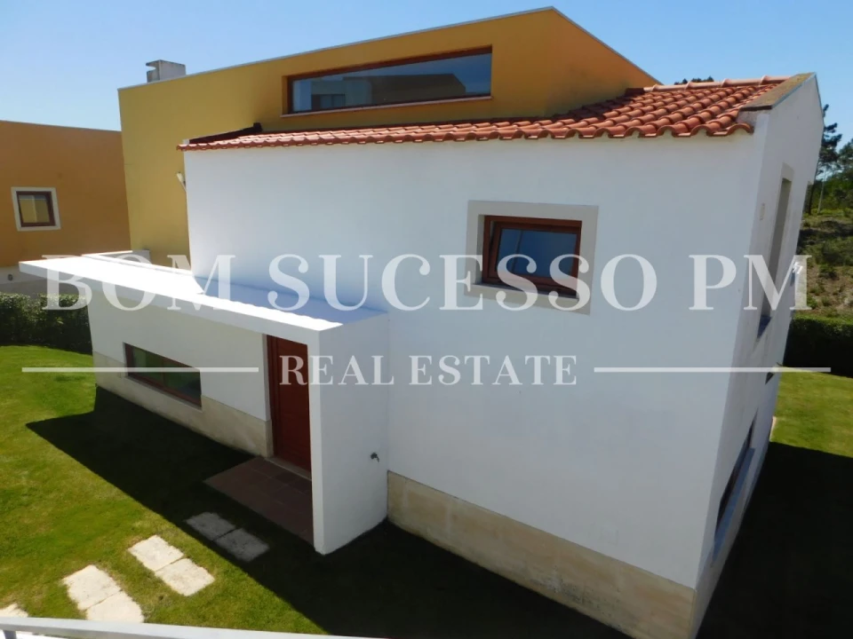 Moradia T3 para Venda em Vau Foto 2