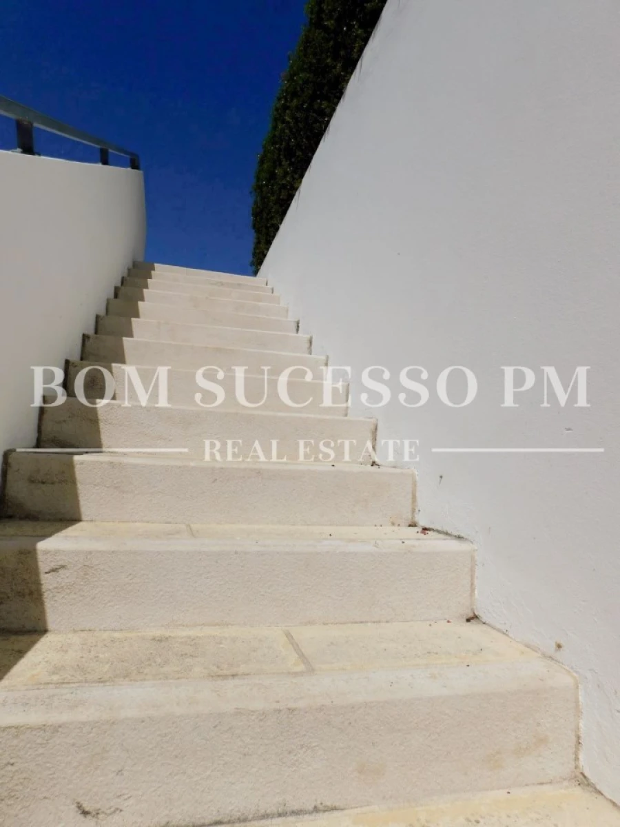 Moradia T3 para Venda em Vau Foto 21