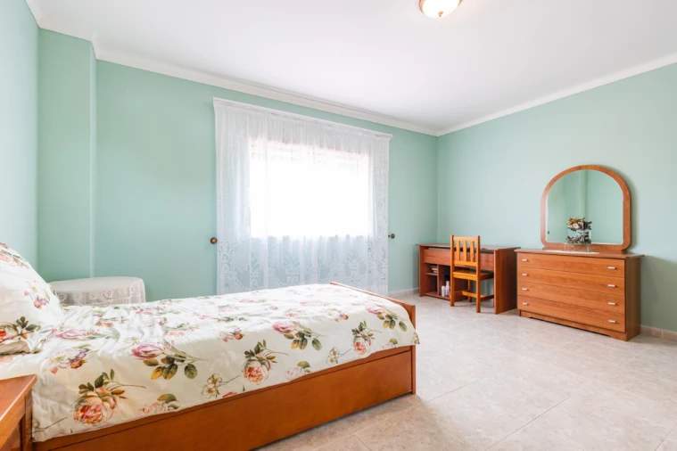 Moradia T4 para Venda em Lavos Foto 19