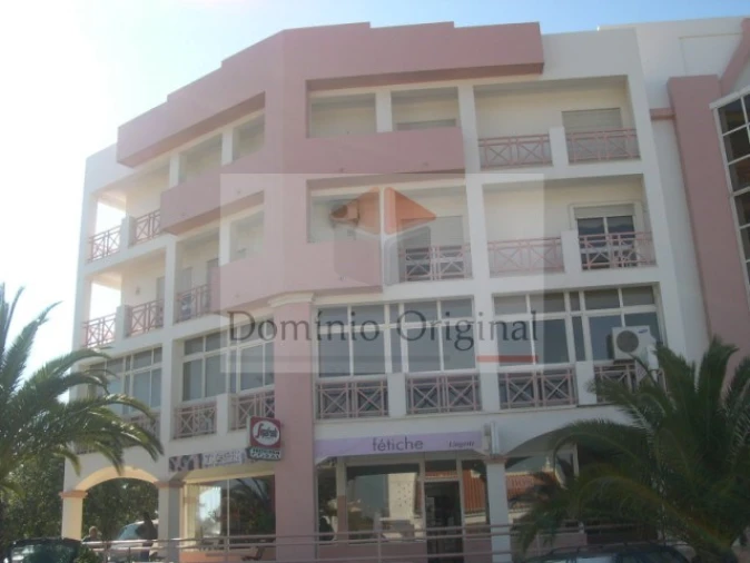 Escritório para Arrendamento em Almancil