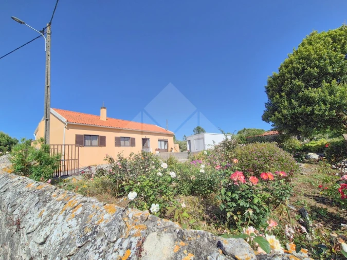 Moradia T3 para Venda em Reguengo Grande Foto 7