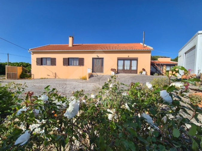 Moradia T3 para Venda em Reguengo Grande Foto 10