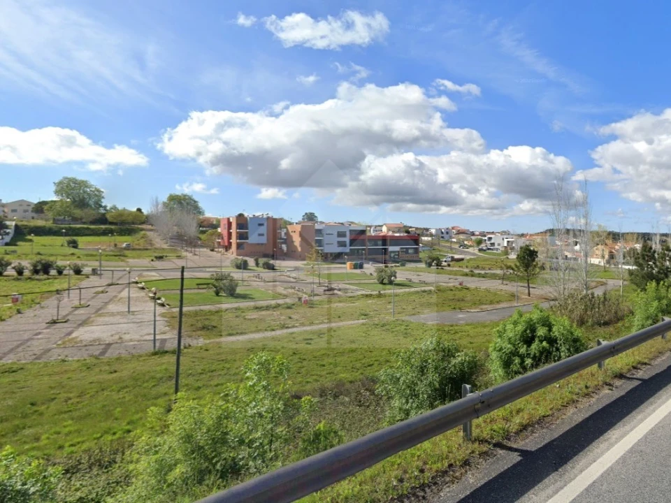 Apartamento T3 para Venda em Ramalhal Foto 5