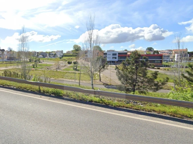 Apartamento T3 para Venda em Ramalhal Foto 4