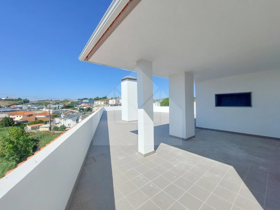 Apartamento T4 para Venda em Lourinhã e Atalaia Foto 3